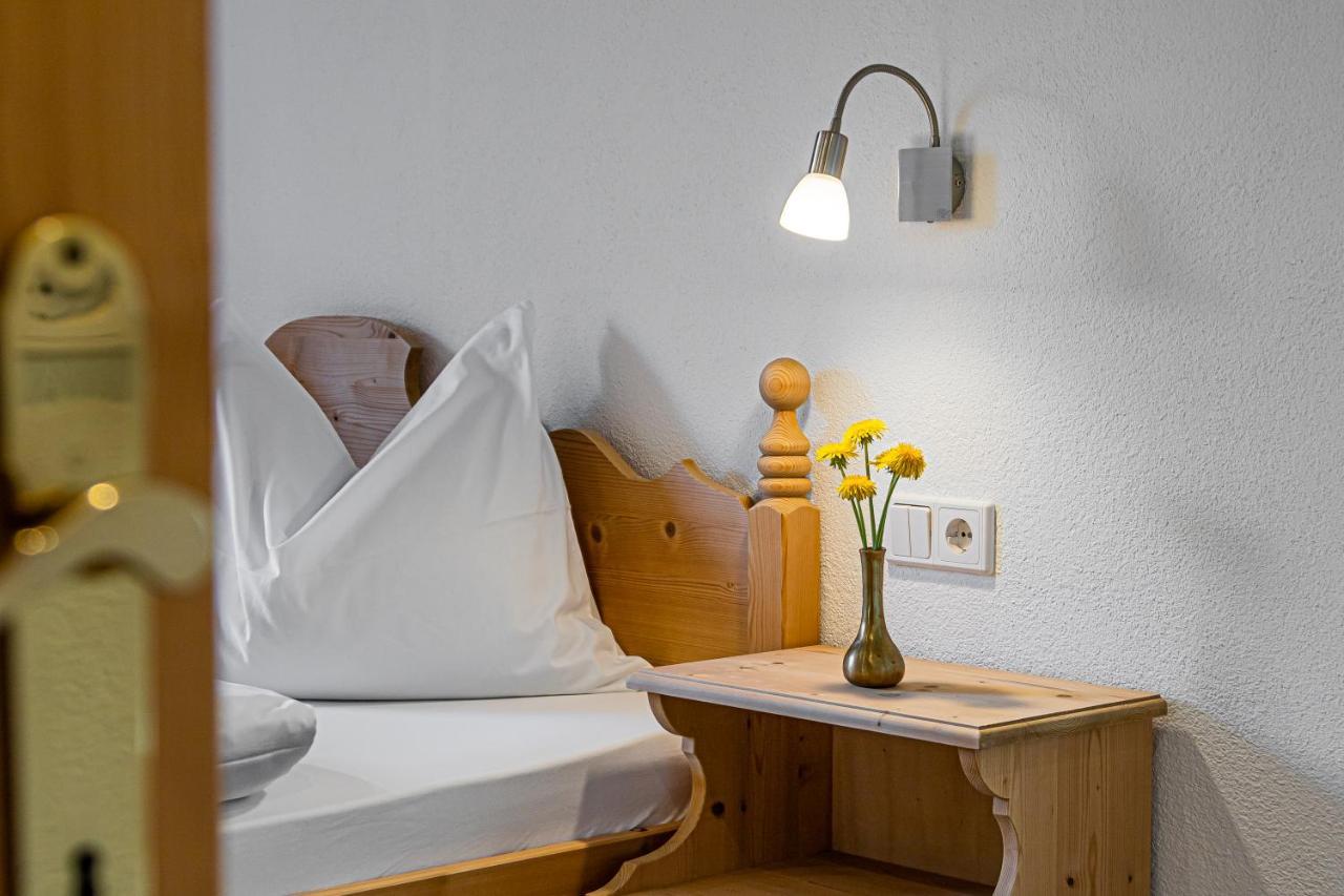 Apartment Dolomites Nest San Martino in Badia Bagian luar foto