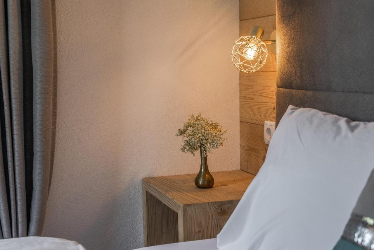 Apartment Dolomites Nest San Martino in Badia Bagian luar foto