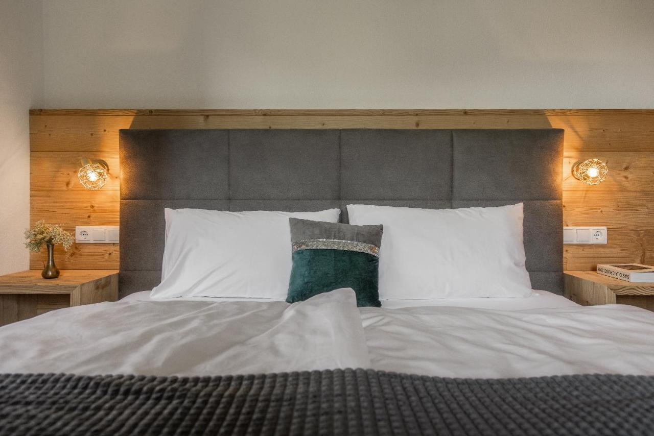Apartment Dolomites Nest San Martino in Badia Bagian luar foto